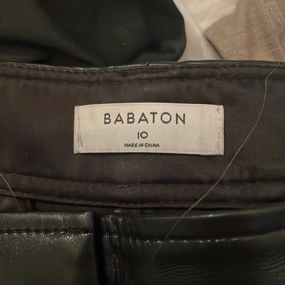 Aritzia Wilfred Melina black vegan leather pants. Size 10. - Picture 6 of 9